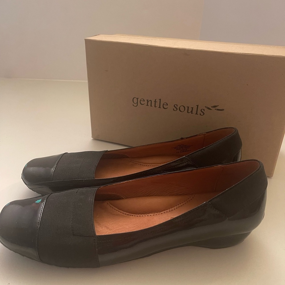 Gentle Souls Women's Black Flats